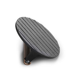 Gjutjärns Köttpress med Trähandtag – Robust Grillverktyg i Klassisk Design