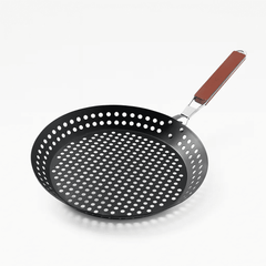 Grillpanna med Hål – Non-stick Stekpanna för Grill & BBQ – Hållbart Handtag – Ø30 cm