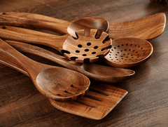 Trä köksredskap set i hållbart akaciaträ – miljövänligt & stilrent för matlagning